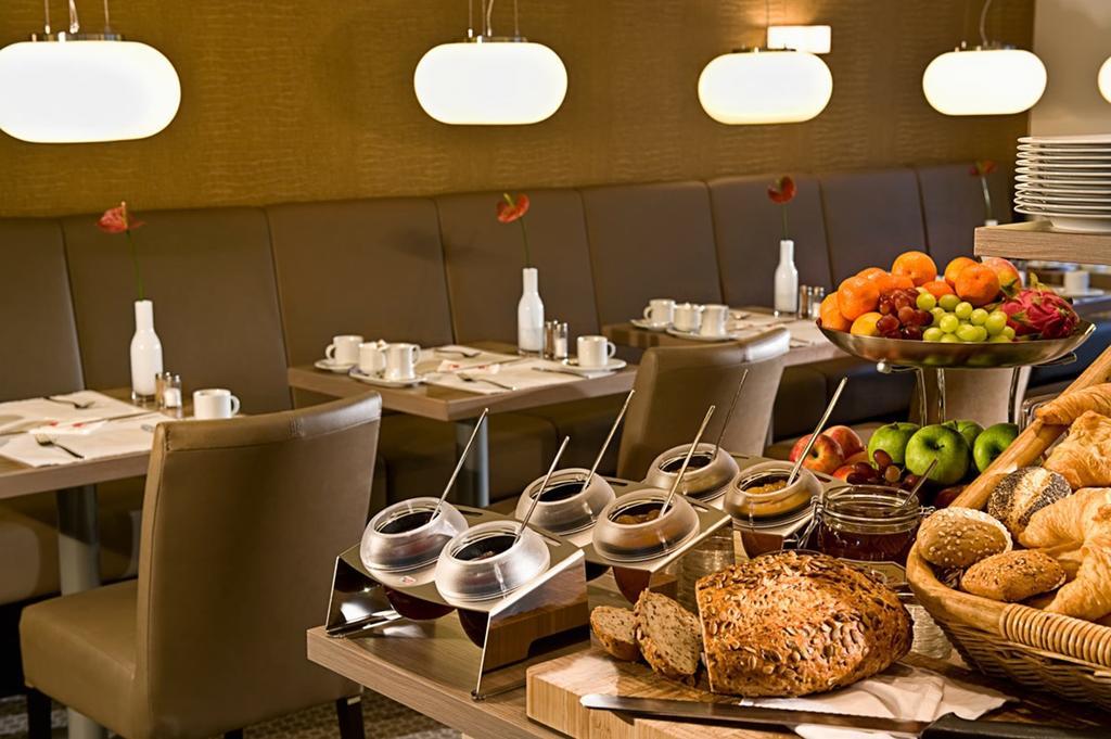 Hotel Conti Duisburg - Partner Of Sorat Hotels Restaurant foto